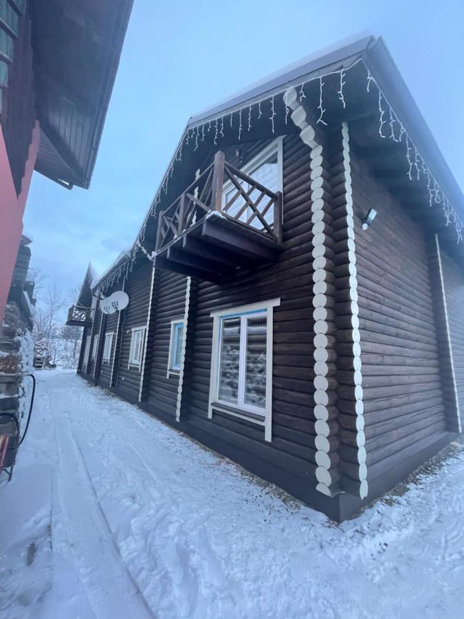 Карпатська Криївка Apartment Yasinia Bagian luar foto