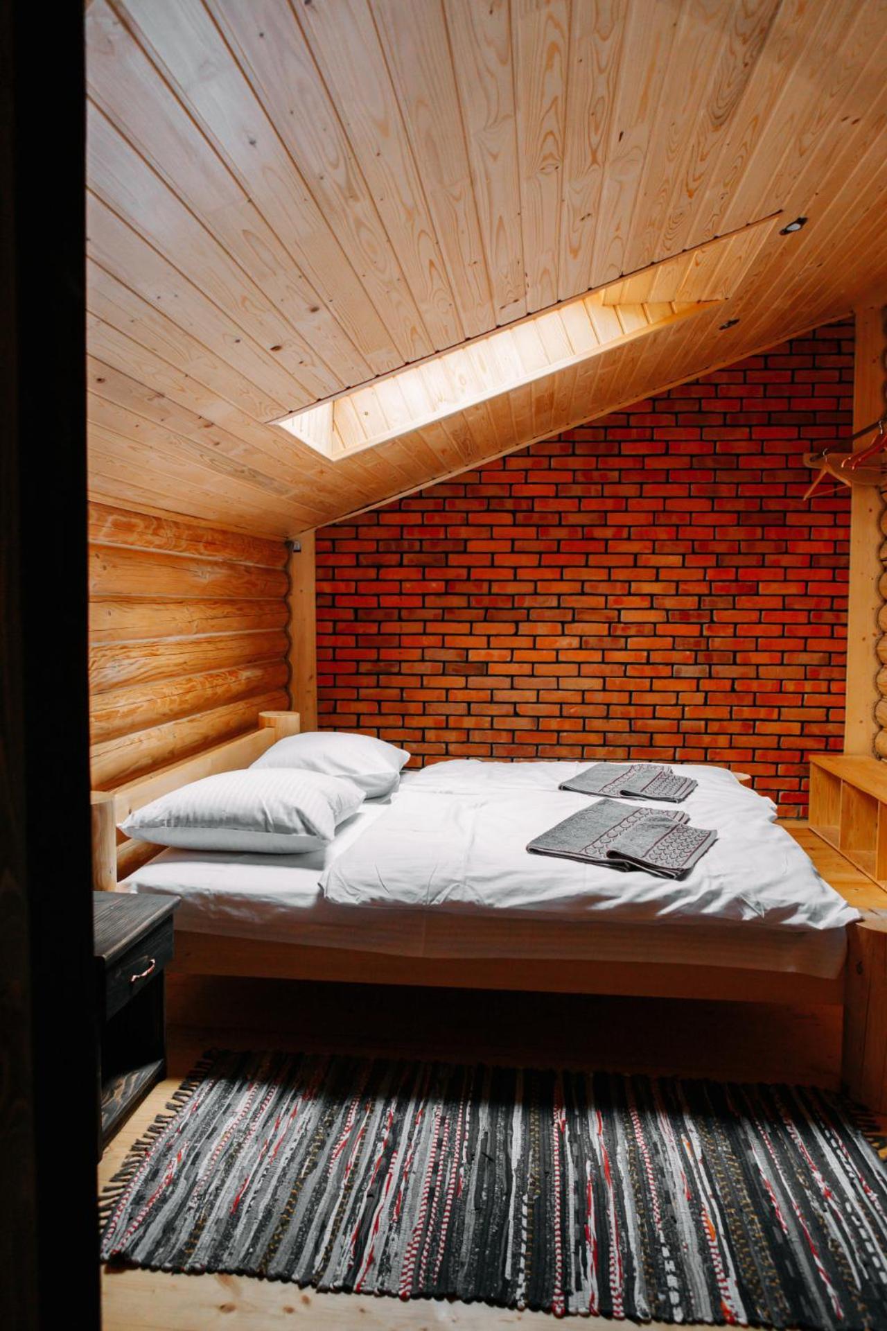 Карпатська Криївка Apartment Yasinia Bagian luar foto